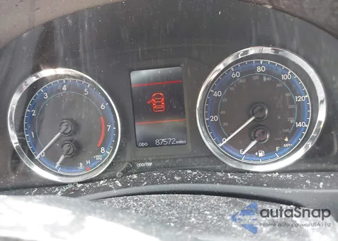 2017 Toyota Corolla Le z USA, uszkodzony, nr VIN 5YFBURHE9HP694884